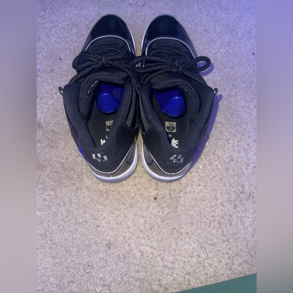 Jordan 11 space jam - Picture 6 of 11